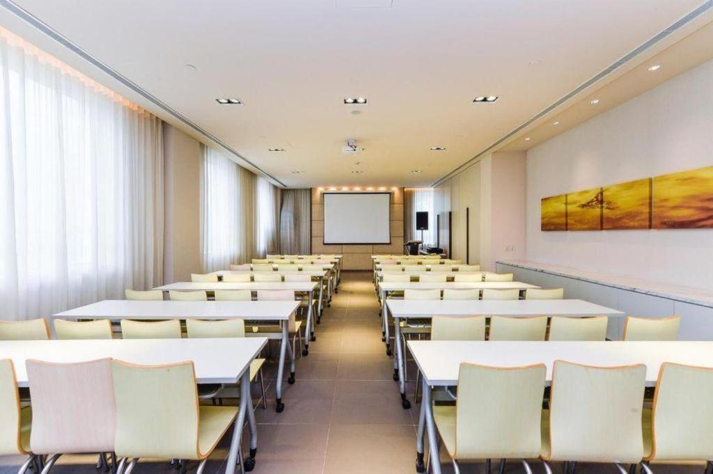 Jinjiang Select Zhangjiang High Tech Park Branch Hotel 2*